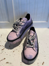 Load image into Gallery viewer, OFF WHITE pink & lavender Leather Size 37 platform Shoe
