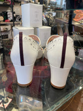 Load image into Gallery viewer, SJP White Patent Leather Mary Jane Shoe, Size 39.5, Box Included
