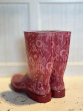 Load image into Gallery viewer, Ferragamo Pink Logo Rubber rainboot ,Size 7
