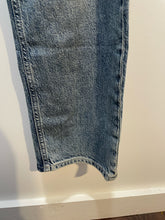 Load image into Gallery viewer, Rails medium wash Cotton Blend studded wasitline Jeans, Size 29