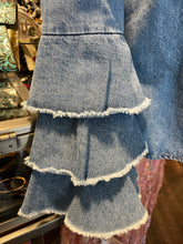 Load image into Gallery viewer, Sefr Blue Cotton Denim button longsleeve Jacket, Current, Size Small
