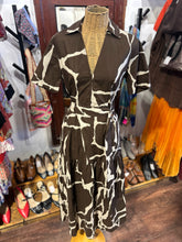 Load image into Gallery viewer, Rails Brown & cream Cotton animal Short sleeve Belted Dress