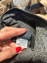 Load image into Gallery viewer, Longchamp Black Leather multi strap option Purse
