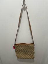 Load image into Gallery viewer, GUCCI Tan Logo print Vintage crossbody Purse, Gently worn!