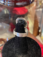 Load image into Gallery viewer, Frida Kabo Gently Worn Sterling Silver Druzy Quartz Ring, Size 8
