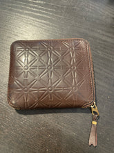 Load image into Gallery viewer, Comme des Garcons Brown Leather star embossed Wallet, Box Included