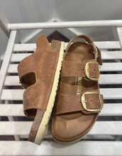 Load image into Gallery viewer, Birkenstock Chestnut Leather Size 42 Shoe