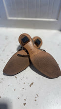 Load image into Gallery viewer, Cydwoq Tan Leather Size 36 Shoe