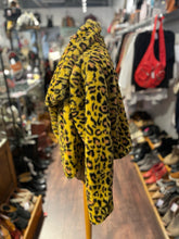 Load image into Gallery viewer, Alembika Yellow & Black faux fur Leopard print Cropped NWT Coat, Size M