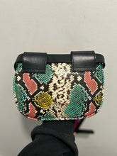Load image into Gallery viewer, Clare V. white, black, pink scale print Purse