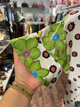 Load image into Gallery viewer, ETRO Green and beige Silk Blend Floral shortsleeve Top, Size 38