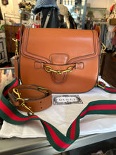 Load image into Gallery viewer, GUCCI Chestnut Leather Horsebit crossbody Purse w/extra strap, duster incl.
