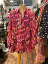 Load image into Gallery viewer, Johnny Was Red Cotton Plaid button down longsleeve Top, Size S