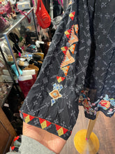 Load image into Gallery viewer, Johnny Was Navy Cupra Floral Longsleeve Button Up Top, Size XL