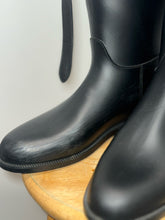 Load image into Gallery viewer, Burberry Black Rubber Size 38 rainboot Shoe