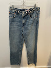 Load image into Gallery viewer, Rails medium wash Cotton Blend studded wasitline Jeans, Size 29