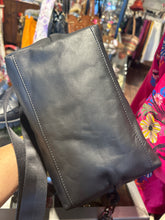 Load image into Gallery viewer, Longchamp Black Leather multi strap option Purse