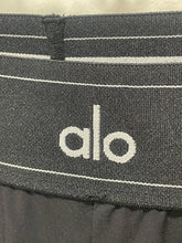 Load image into Gallery viewer, Alo Black Poly Blend stretch waist flowy Pant, Size S