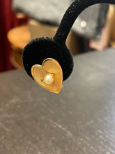 Load image into Gallery viewer, Fine Jewelry Gold Pearl 14k Earrings, Screw Back