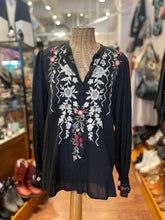 Load image into Gallery viewer, Johnny Was Black Blend Embroidered Longsleeve Top, Size M
