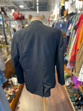 Load image into Gallery viewer, Richard Bowman Black &amp; White Wool w/bead detailing Open front Blazer, Size One Size
