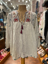Load image into Gallery viewer, Johnny Was Beige Print Cotton Blend Stripe Embroidered Gently Worn Top, Size S
