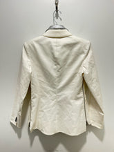 Load image into Gallery viewer, Veronica Beard White Cotton w/silver accent Removable lapel Blazer, Size 6
