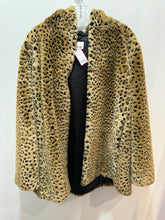 Load image into Gallery viewer, East 5th Leopard Acrylic Leopard Hood Clasp accent Vintage Coat, Size L

