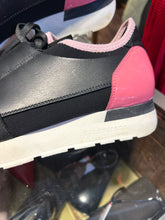 Load image into Gallery viewer, Balenciaga Black &amp; Pink Leather sneaker W/velcro, Size 39
