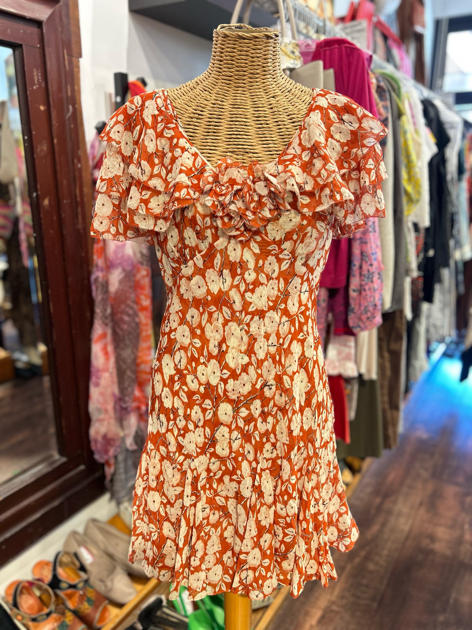 DOEN Orange & Cream Silk Floral Flowy NWT Dress – Sola Lucy