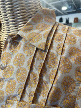 Load image into Gallery viewer, Hazel Brown Gold &amp; Yellow Silk Floral Top CURRENT, Size M
