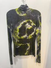 Load image into Gallery viewer, Heyne Bogut Black &amp; Green Rayon Blend Tye Dye turtle neck longsleeve Top, Size 1=Small

