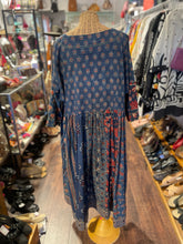 Load image into Gallery viewer, madame hall Blue &amp; red Printed Maxi Dress, Size XL
