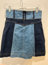 Load image into Gallery viewer, Alice McCall denim Cotton Blend button down Skirt, Size 6
