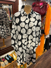Load image into Gallery viewer, LUUKAA Black and white Cotton Polka Dot Button up shortsleeve oversized Top, Size 12/14
