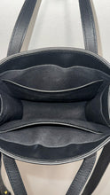 Load image into Gallery viewer, articles &amp; goods Black Leather multi strap option Purse

