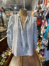 Load image into Gallery viewer, Ulla Johnson white &amp; blue Cotton Floral Longsleeve Top, Size 4
