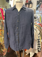 Load image into Gallery viewer, Pip-Squeak Chapeau Navy Cotton Longsleeve button down Top, Size XS
