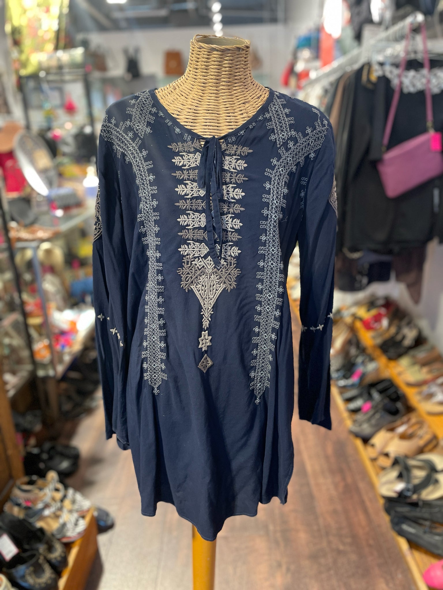 Biya Johnny Was Blue Rayon Floral Longsleeve embroidered Top, Size M