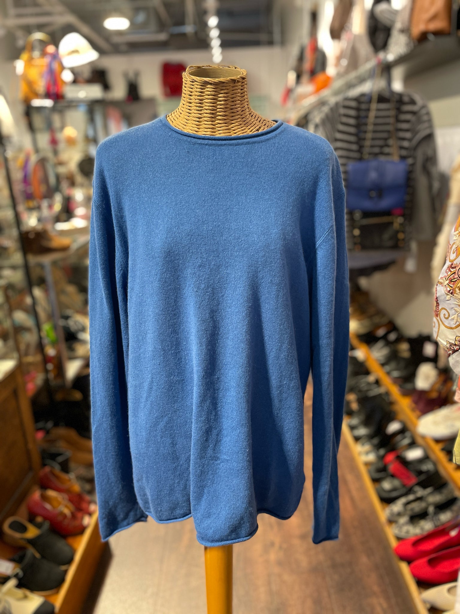 Shanghai Tang Royal Blue Cashmere solid Long sleeve Sweater, Size L