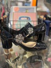 Load image into Gallery viewer, Prada Black Patent Leather heel w/ duster, Size 41
