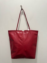 Load image into Gallery viewer, LATICO Red Leather Size Tote shoulder Purse
