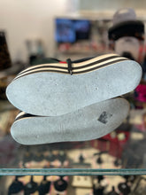 Load image into Gallery viewer, GUCCI Black &amp; White Leather platform sneaker Shoe, Size 37.5
