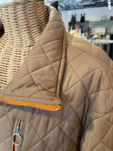 Load image into Gallery viewer, Avec Les Filles Chestnut quilt pattern orange zip cropped Jacket, Size L
