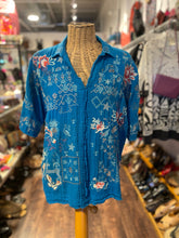 Load image into Gallery viewer, Biya blue, white, red cotton &amp; poly floral embroidery raw hem Top, Size S
