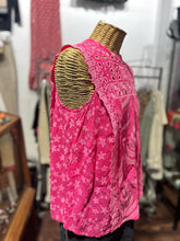 Load image into Gallery viewer, Johnny Was orchid Rayon embroidery Cap Sleeve Top, Size S
