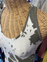 Load image into Gallery viewer, Bel Kazan Taupe &amp; White Blend Abstract Maxi Dress, Size XS
