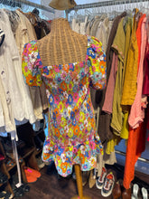 Load image into Gallery viewer, TWIST multi color Floral scrunched Dress, Size 8
