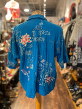 Load image into Gallery viewer, Biya blue, white, red cotton &amp; poly floral embroidery raw hem Top, Size S
