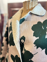 Load image into Gallery viewer, monoplaza Green &amp; Beige Fleece Lined Jacket, Size S
